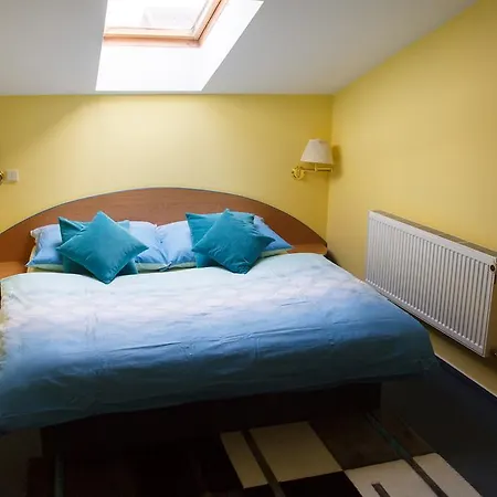 Restaurace-penzion U Pilota 3*