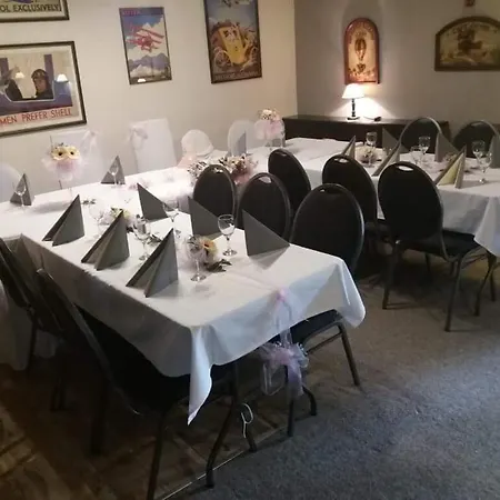 Restaurace-penzion U Pilota 3* Kněževes