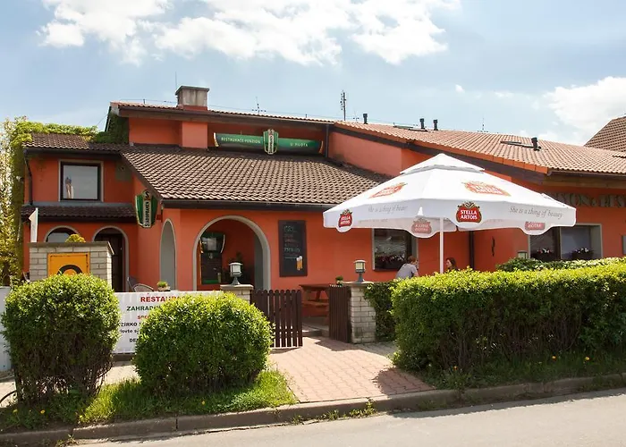 Restaurace-penzion U Pilota Guest house Knezeves (Prague-West)
