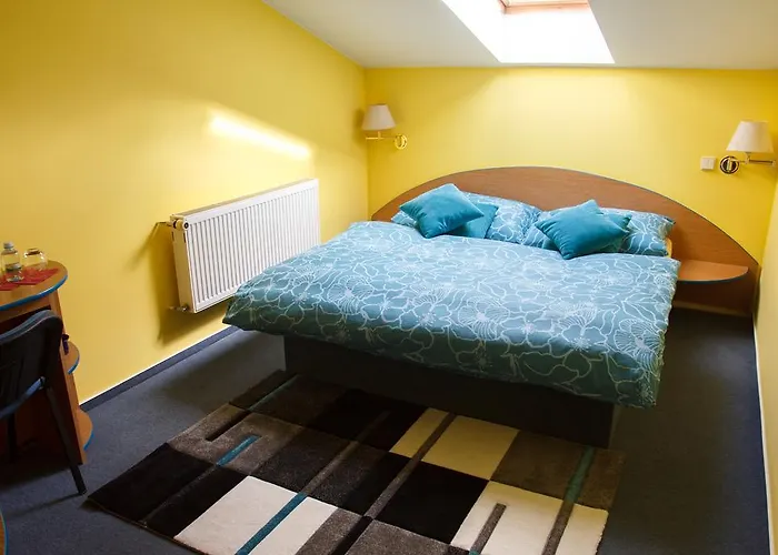 Restaurace-penzion U Pilota Guest house